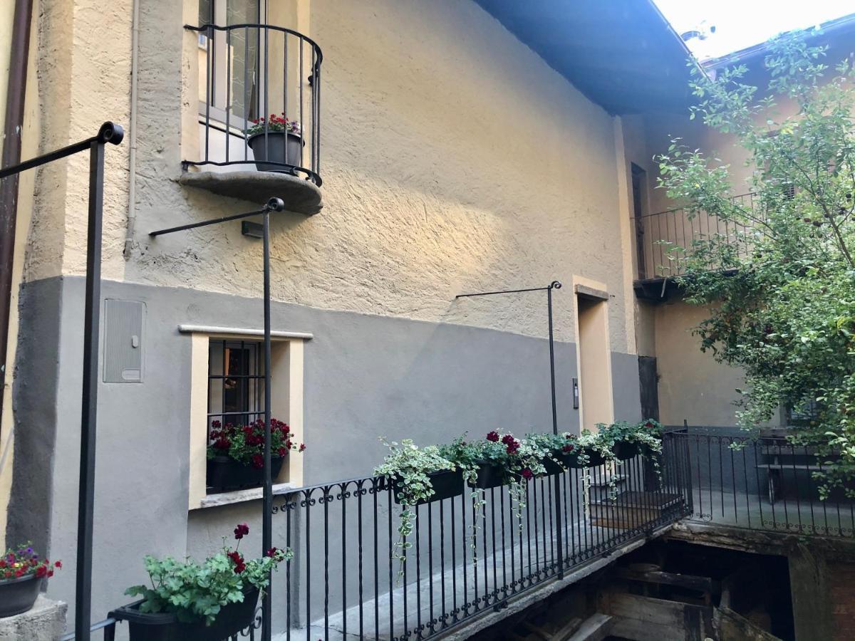 Domus Apartments Aosta Exteriér fotografie